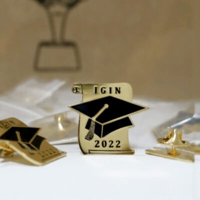 PINES DE GRADUACION-